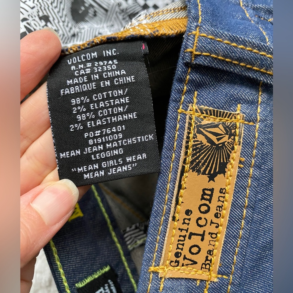 Volcom Jeans - Picture 11 of 11